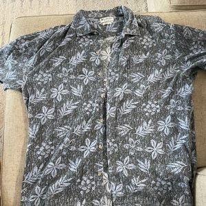 Columbia button down hawaiin shirt